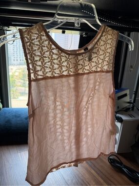 H&M Blush Pink Lace Sleeveless Top